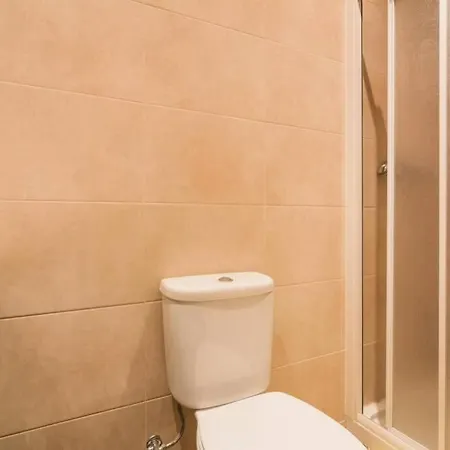 Sunny Terrace Apt, Close To Downtown! 2 Bedroom Flat Lisboa
